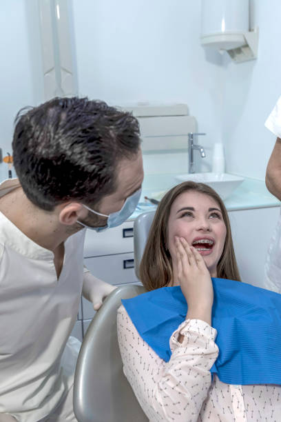 Best Emergency Tooth Extraction in Moosup, CT